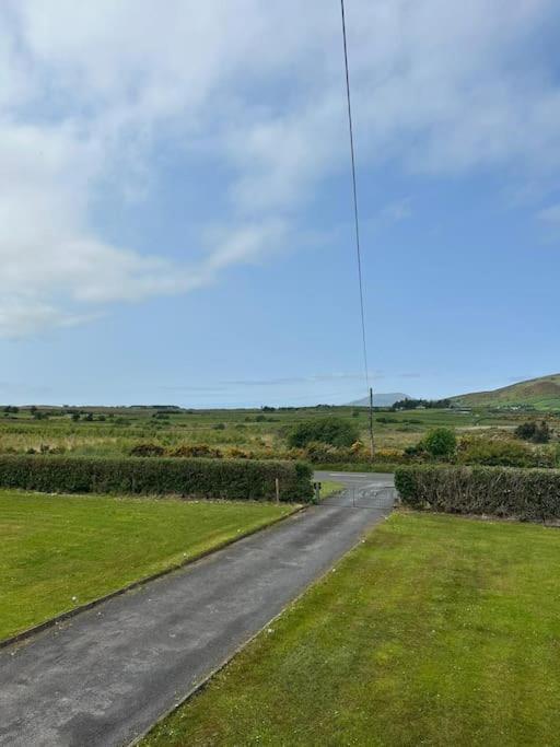 Rosie'S Pad Villa Louisburgh Exterior foto